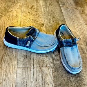 Hey Dude men’s shoe
